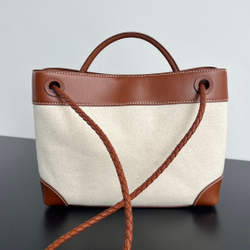 Bottega Veneta Medium Andiamo 32 cm