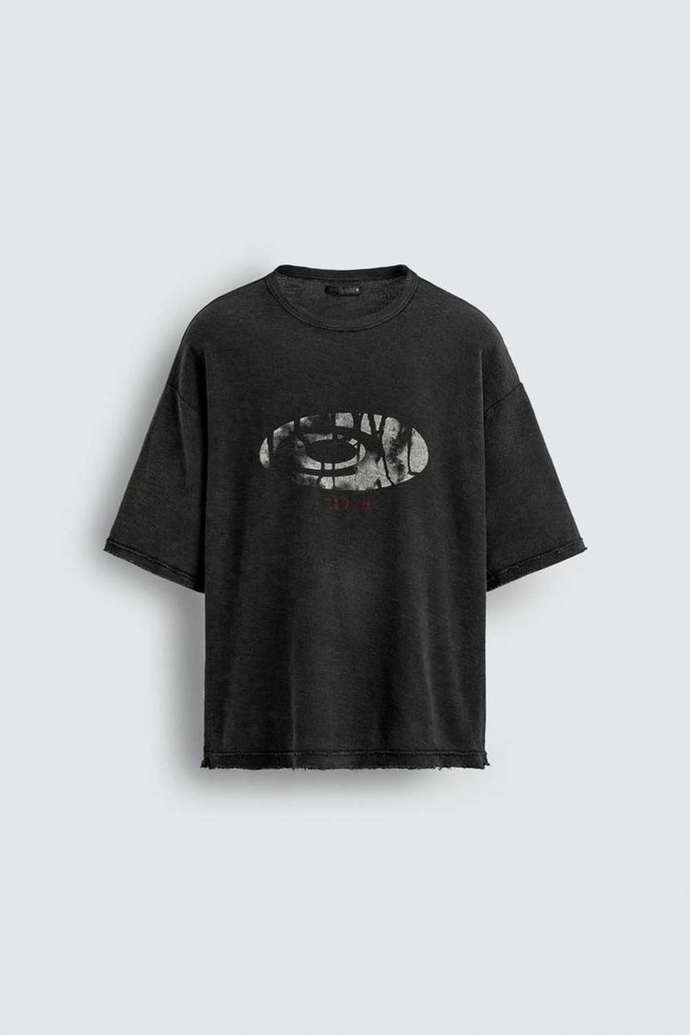 ZARA ТРИКОТАЖНАЯ ФУТБОЛКА С ПРИНТОМ, ЧЕРНЫЙ