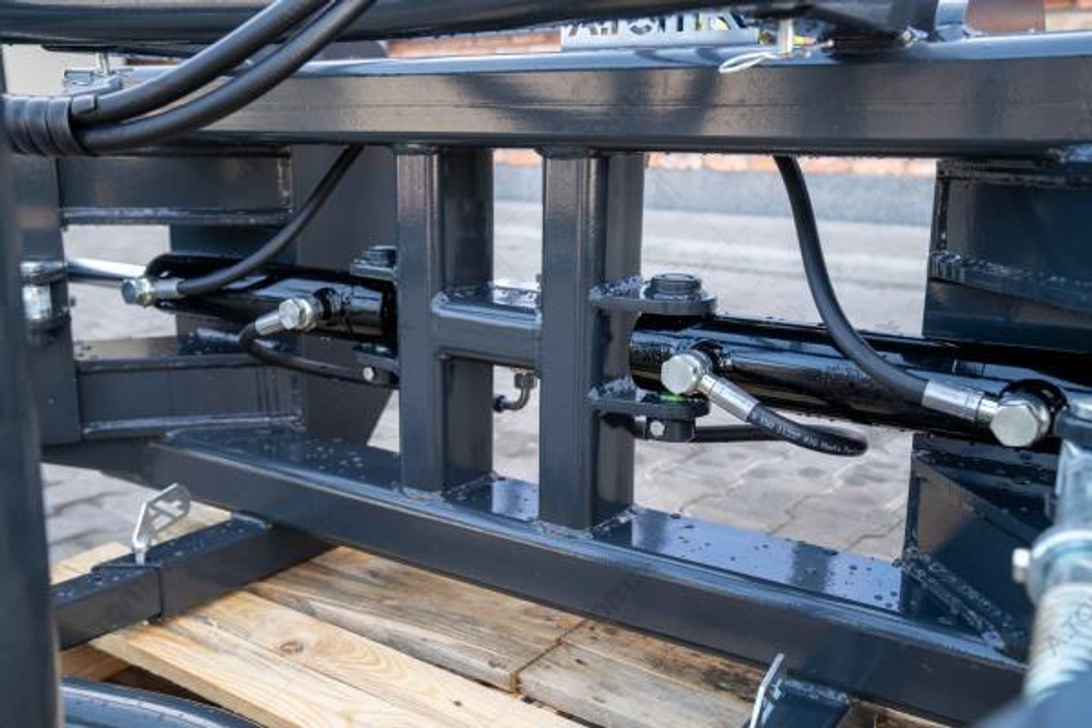 Захват для круглых тюков, рулонов - EXPERT 1500