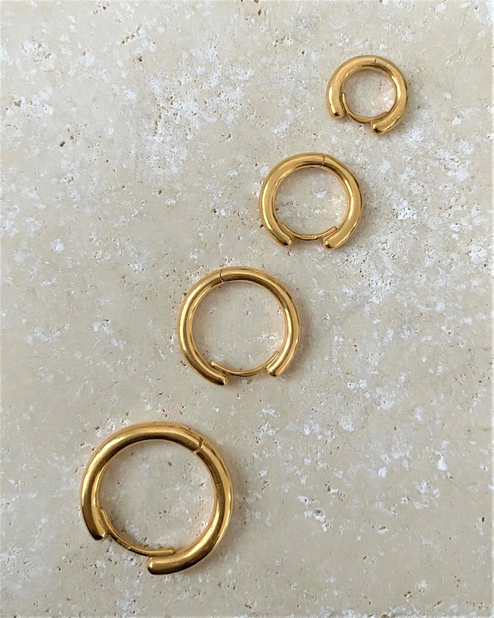 Моносерьга RING позолота