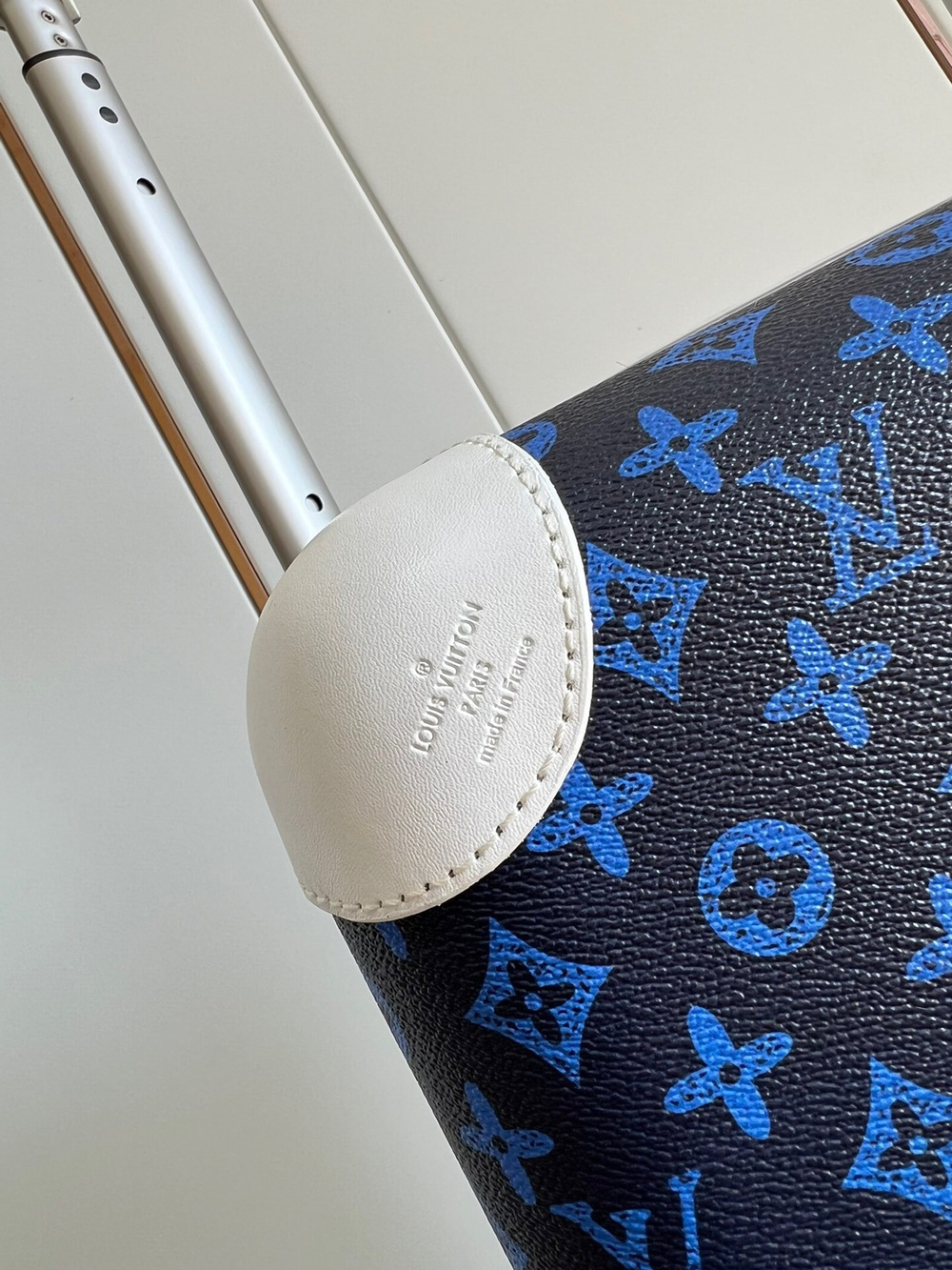 Louis Vuitton Horizon 55 Suitcase