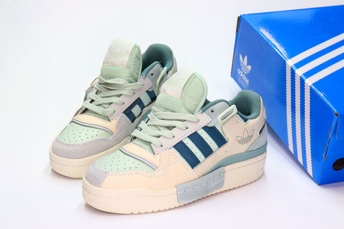 Кроссовки нат. Кожа (36-41)р. / шт. 196-1529