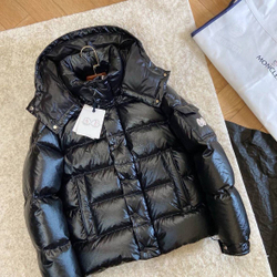 Пуховик Moncler