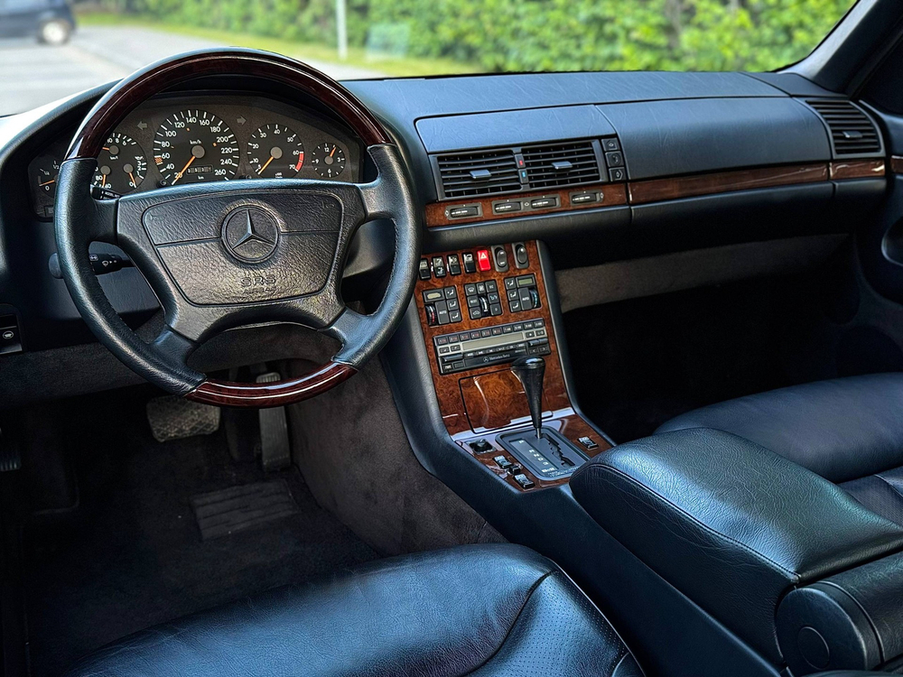 Mercedes-Benz 500SE