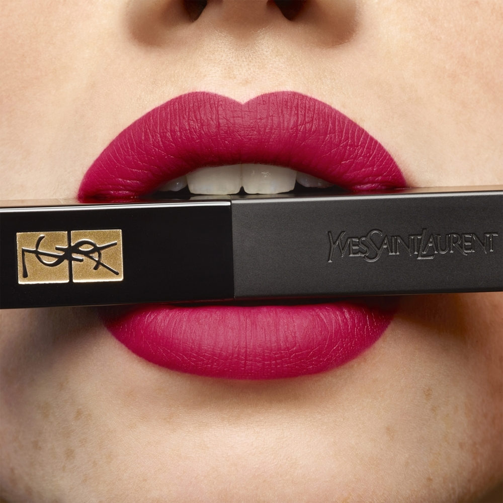Yves Saint Laurent Rouge Pur Couture The Slim Velvet Radical - Тонкая матовая помада для создания эффекта кожи на губах, 2,2 g