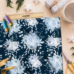 Ткань шифон голубые пионы на синем фоне