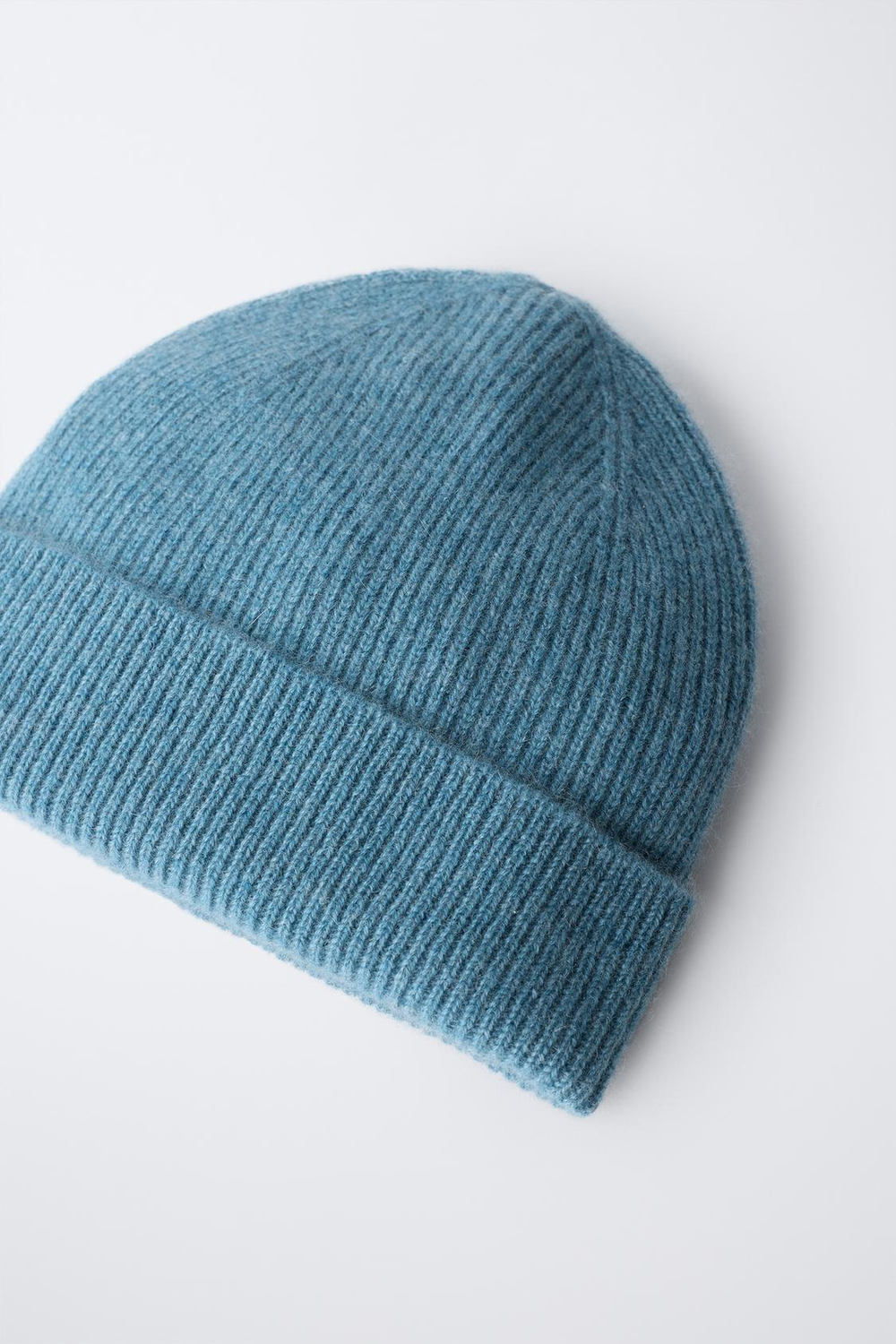 ZARA ШАПКА В РУБЧИК ИЗ 100% КАШЕМИРА, СИНИЙ МЕЛАНЖ