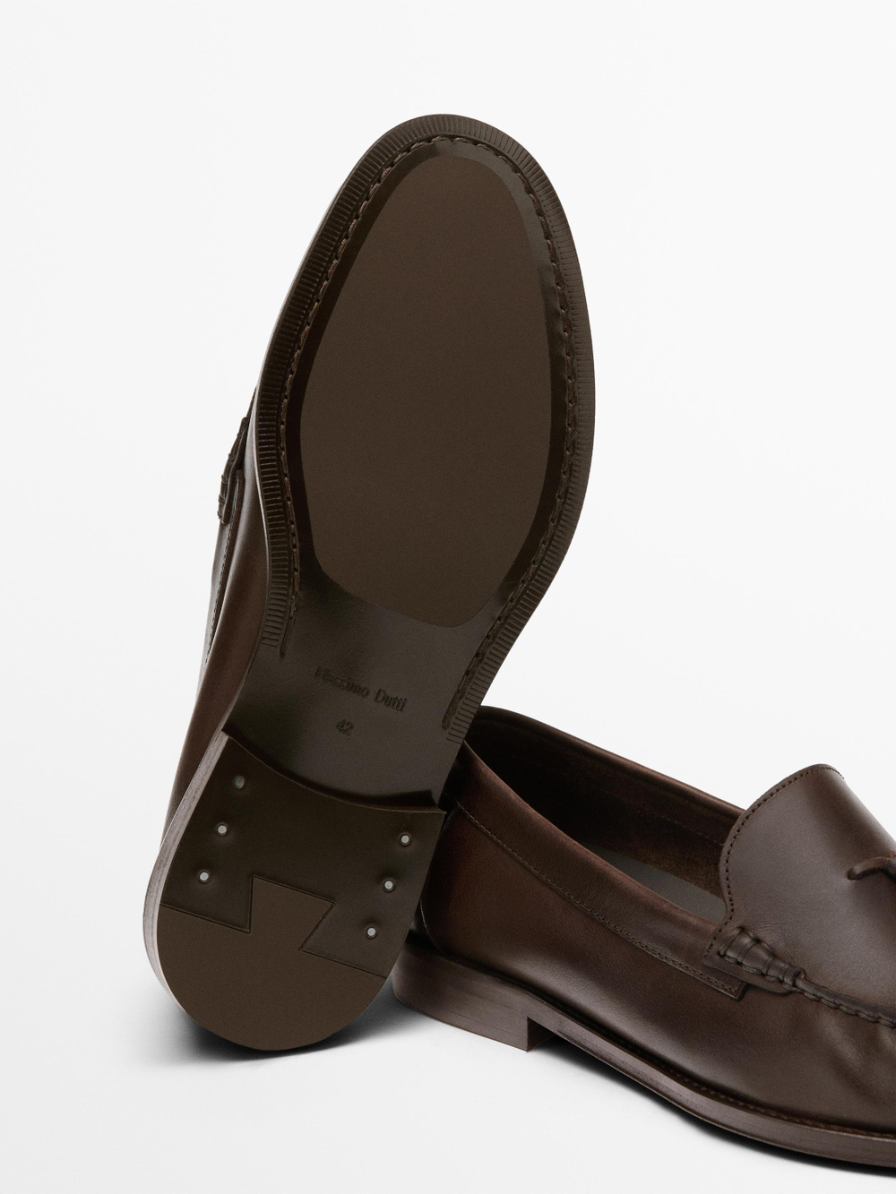 Massimo Dutti Лоферы из промасленной кожи с кисточками, желто-коричневый