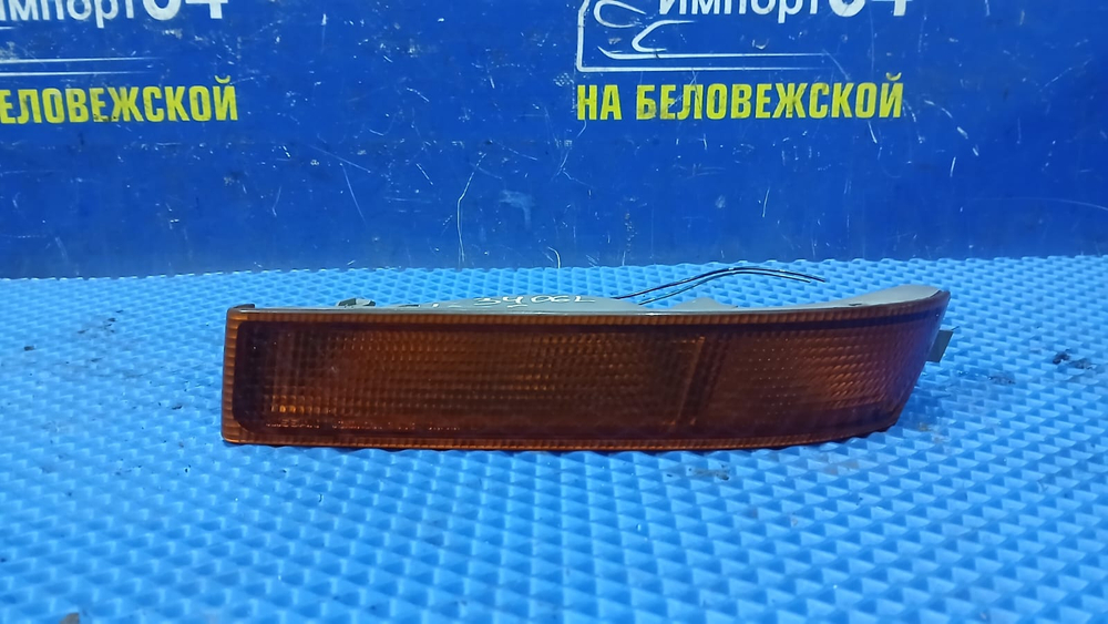 Повторитель в бампер левый NISSAN LAUREL 1997-1999