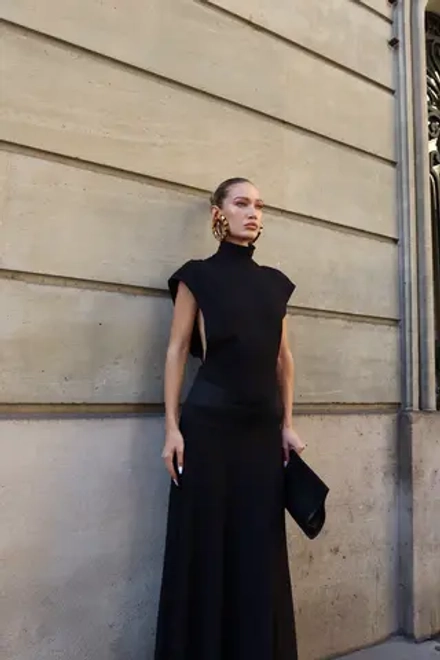 Платье "Black line"