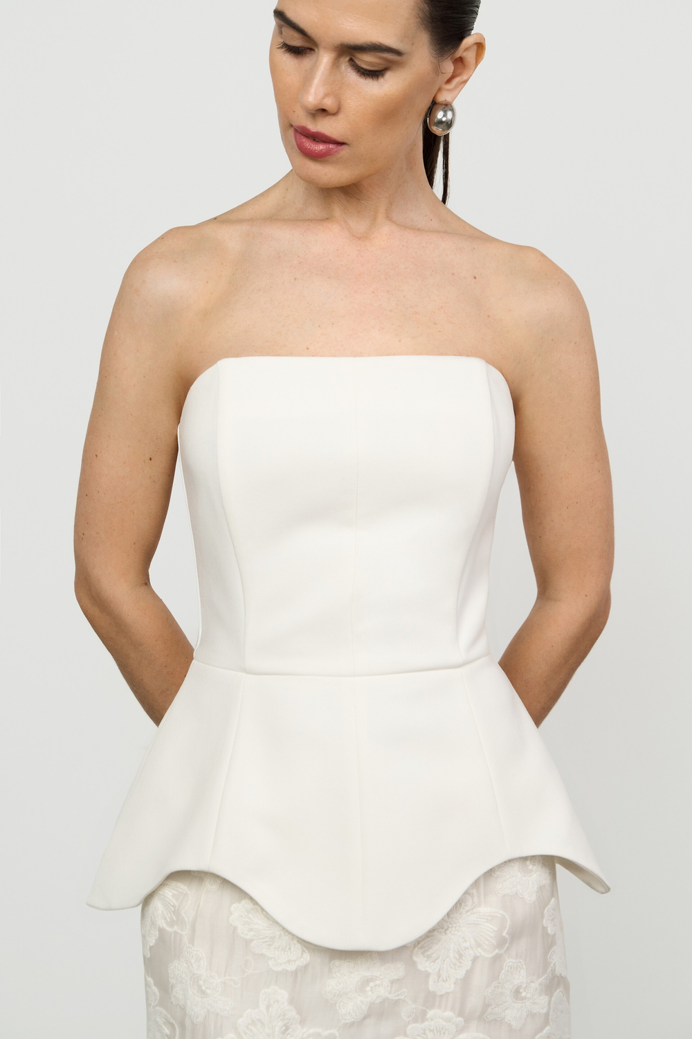 Топ-баска фигурный