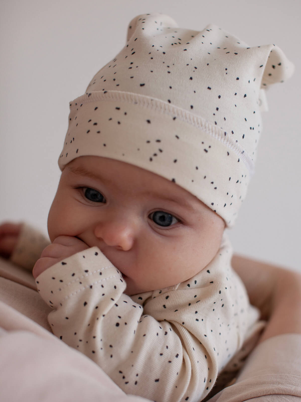 Шапочка Mjölk Шоколадная крошка