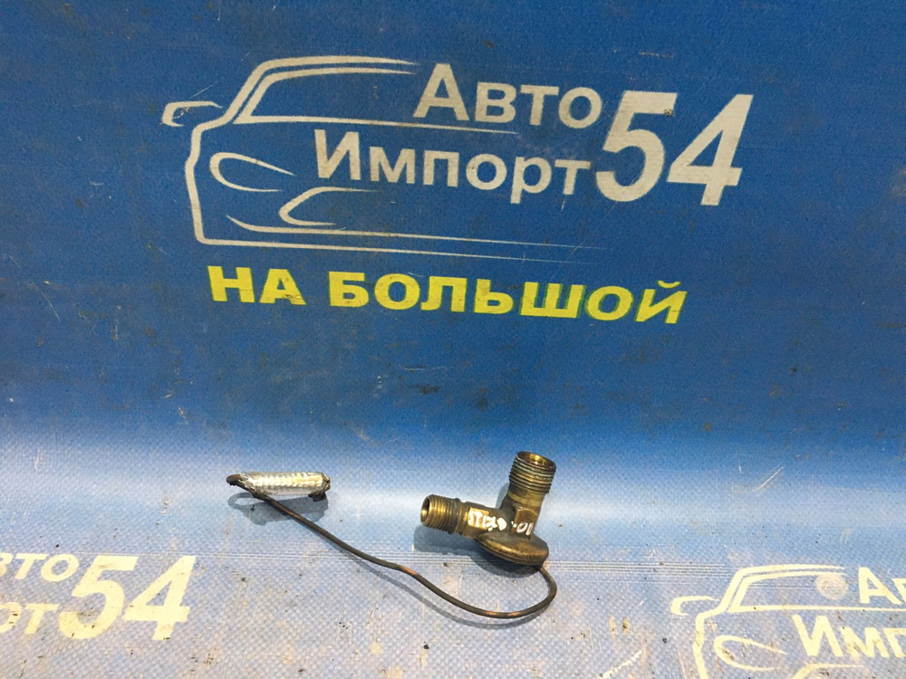 Клапан кондиционера TOYOTA CARINA 1992