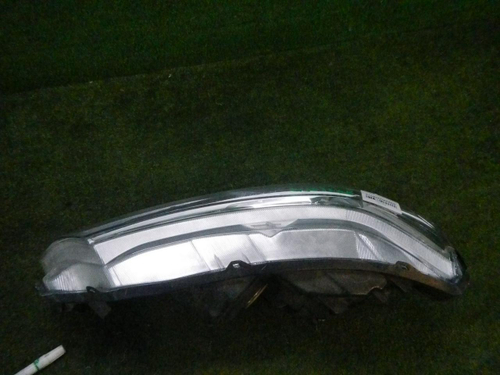 Фара правая Suzuki Vitara 2 (2014-2019) галоген