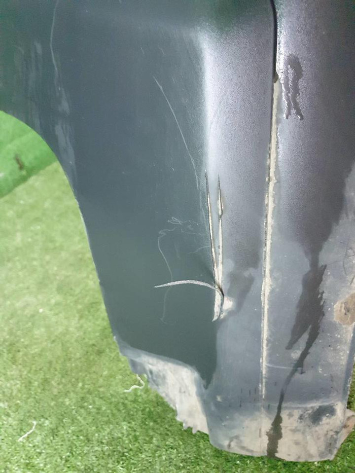 Бампер задний Land-Rover Discovery 3 (2004-2009)