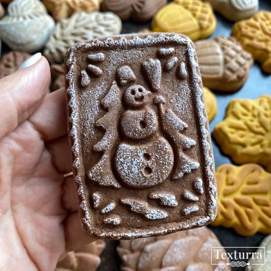 Пряничная доска Марка со снеговиком