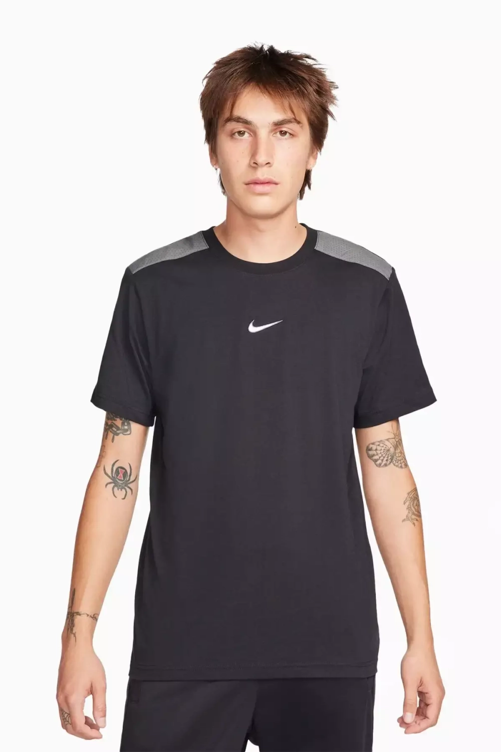 Футболка Nike Graphic Tee
