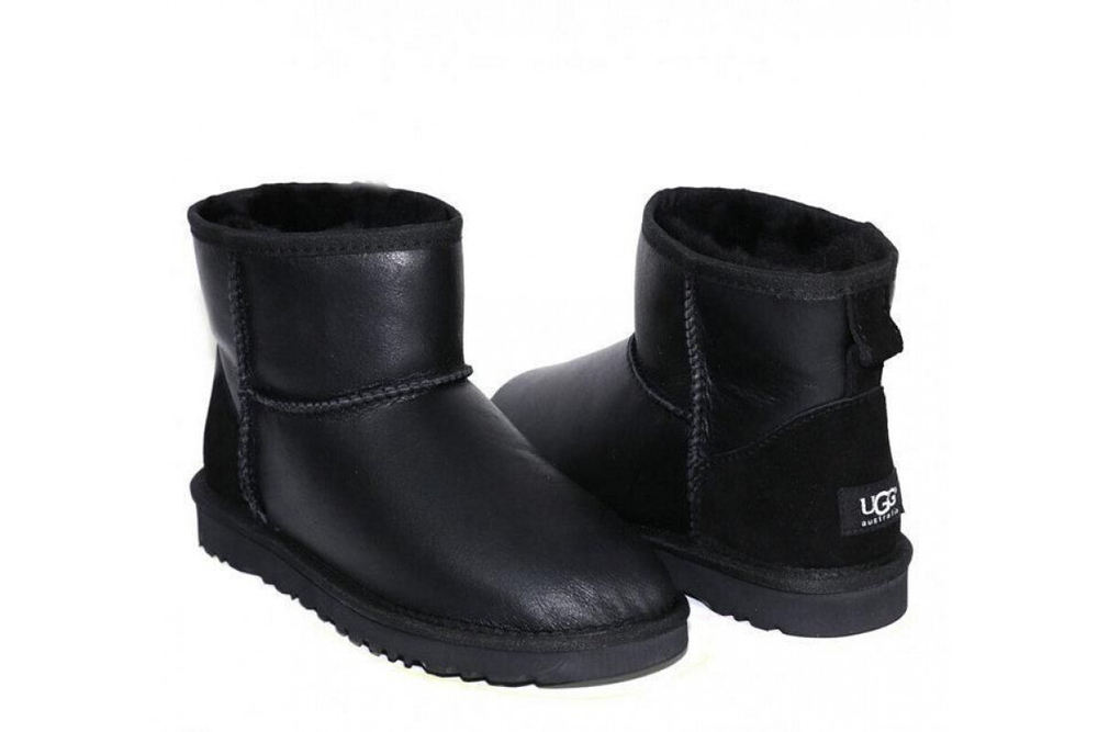 UGG Mens Classic Mini Metallic Black