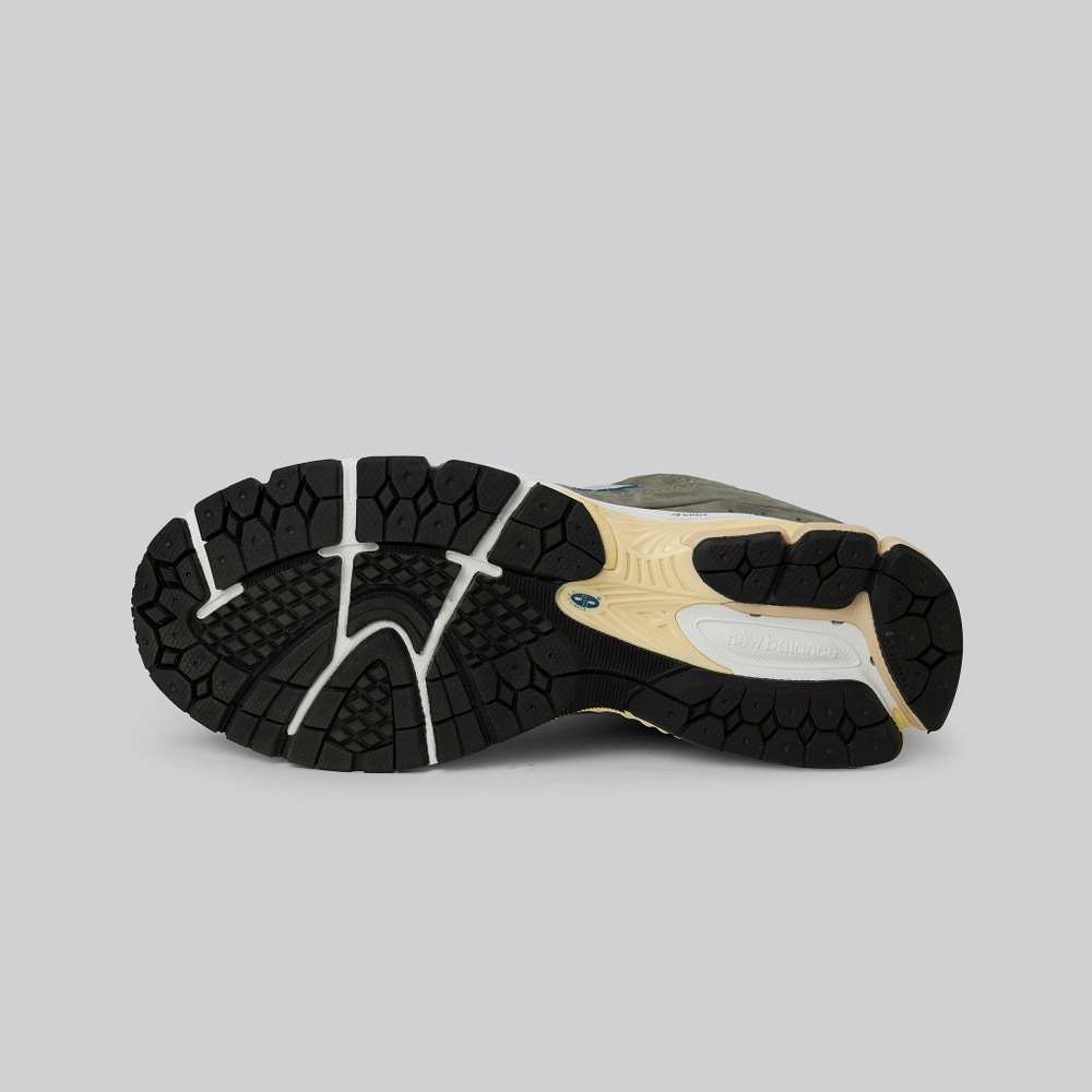 Кроссовки New Balance 2002R "Green"