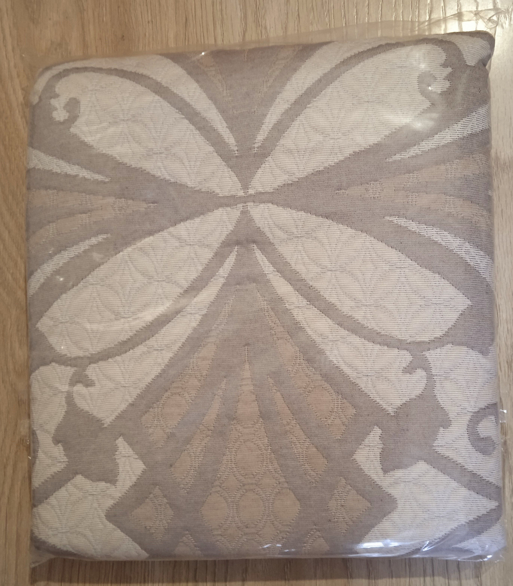 Покрывало жаккардовое двухстороннее Нежность 85-18 евро (240х200)