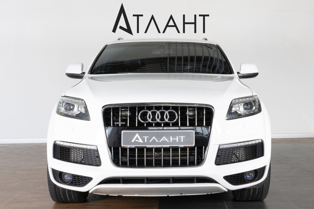 Audi Q7, 2011 год