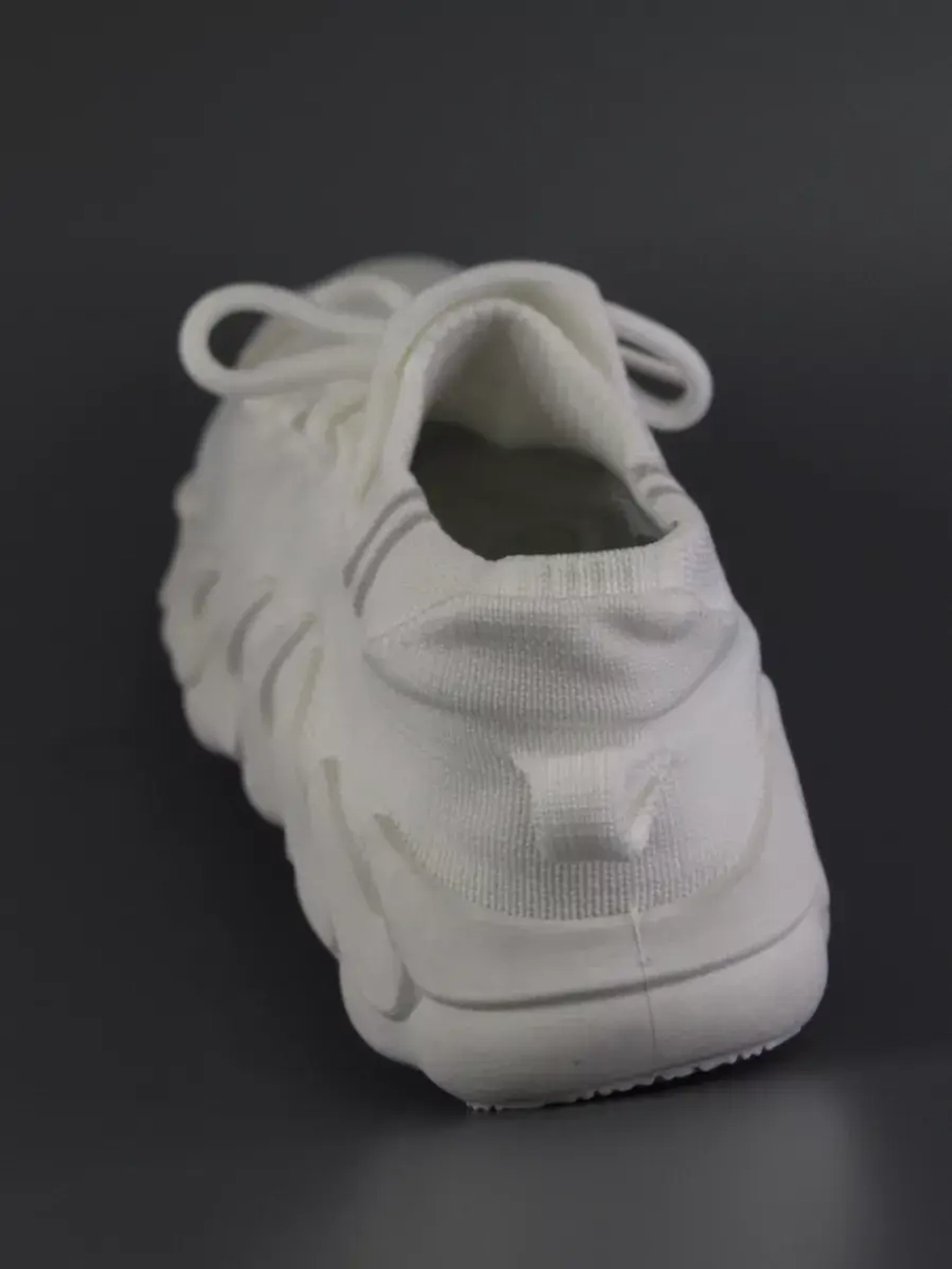 Кроссовки Изики детские - Yeezy boost- белые