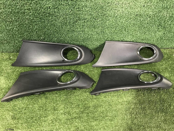 Накладка ПТФ левая VW Polo Sedan (2010-2015)