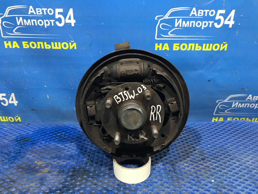 Ступица задняя правая MAZDA FAMILIA 2001