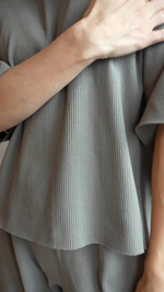 Футболка "дымчатая оливка"