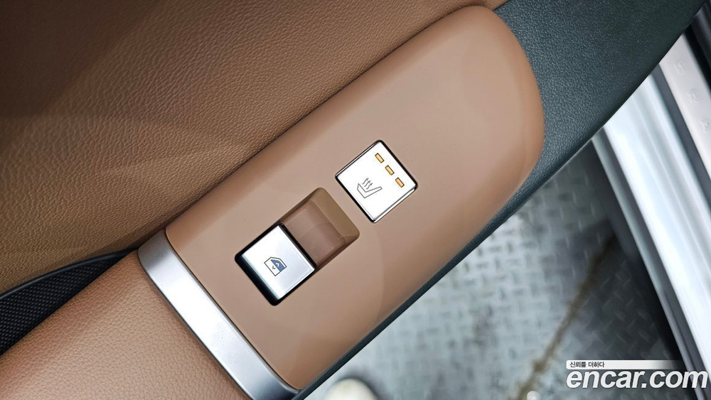 Hyundai Grandeur (Azera) Hybrid (GN7) Exclusive (10.2023)