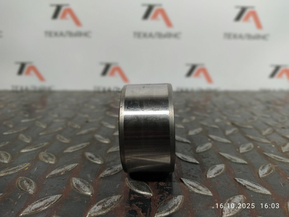 Втулка 4J-6374