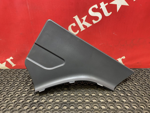 Накладка крыла правого 2017г