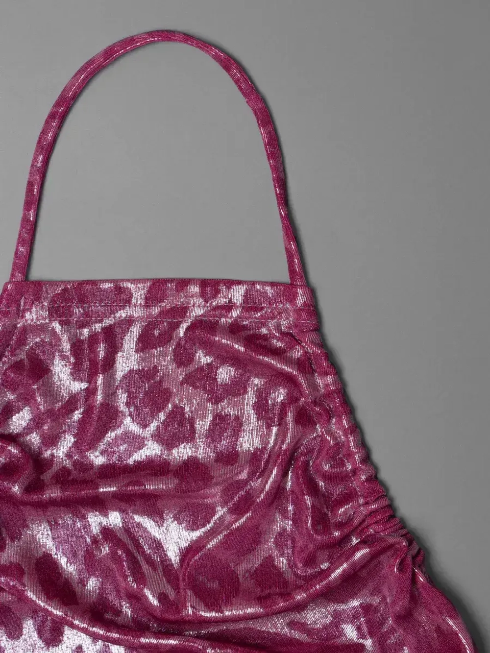 Летний топ для девочки на завязках