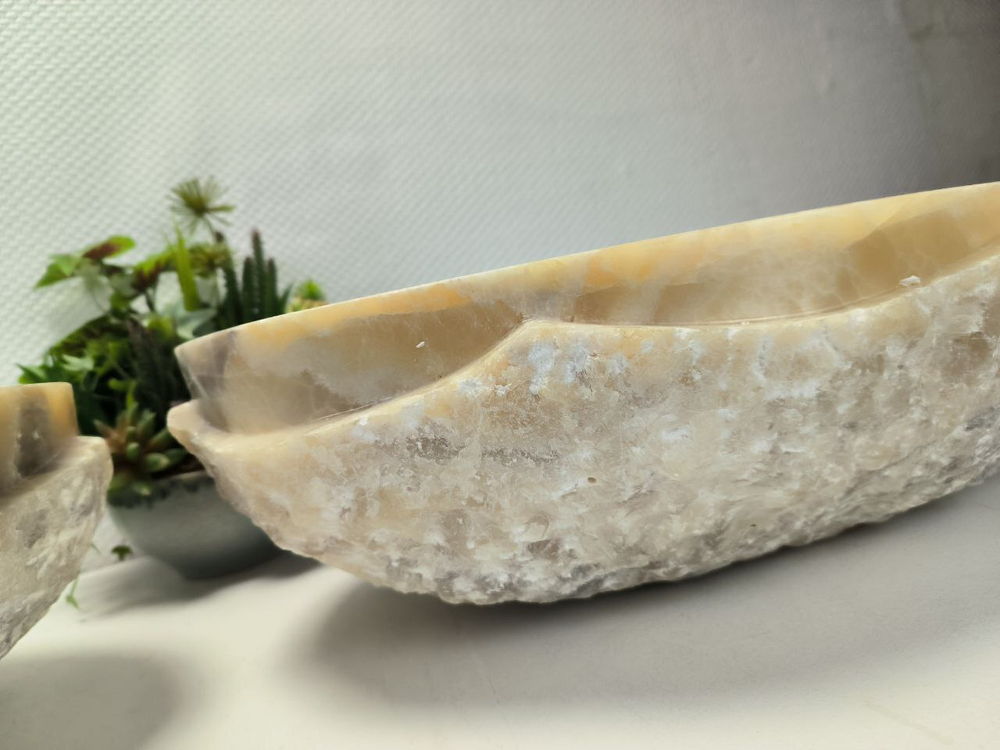 Раковина из оникса ТРИО! Oval Marmo Wave OO-62644 58*38*15