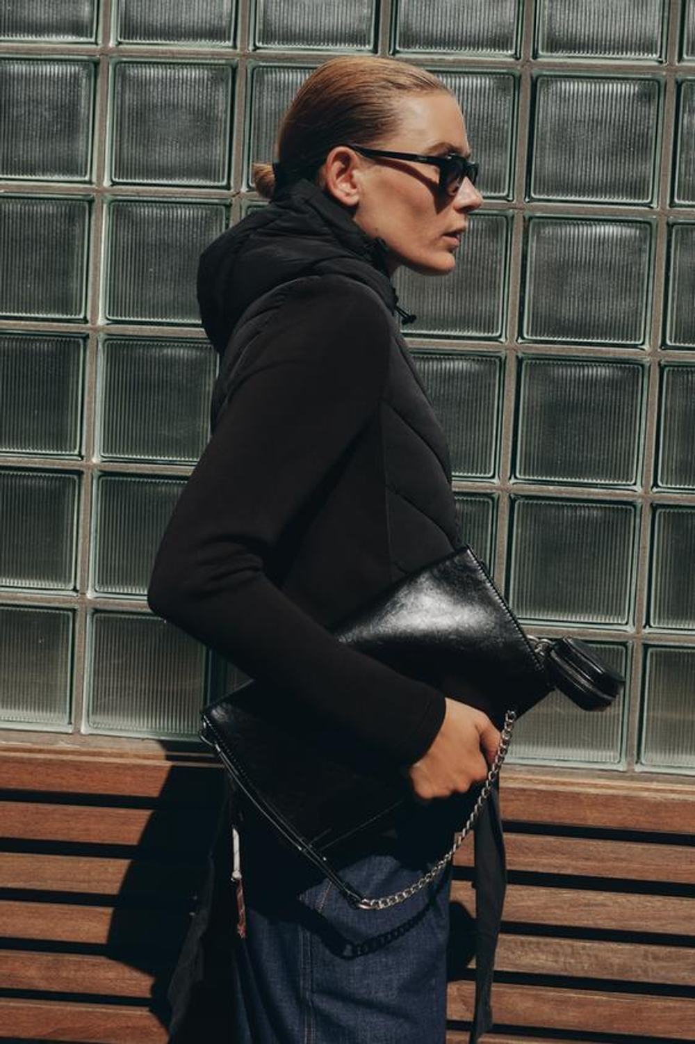 ZARA СУМКА С ПОДВЕСКАМИ, ЧЕРНЫЙ