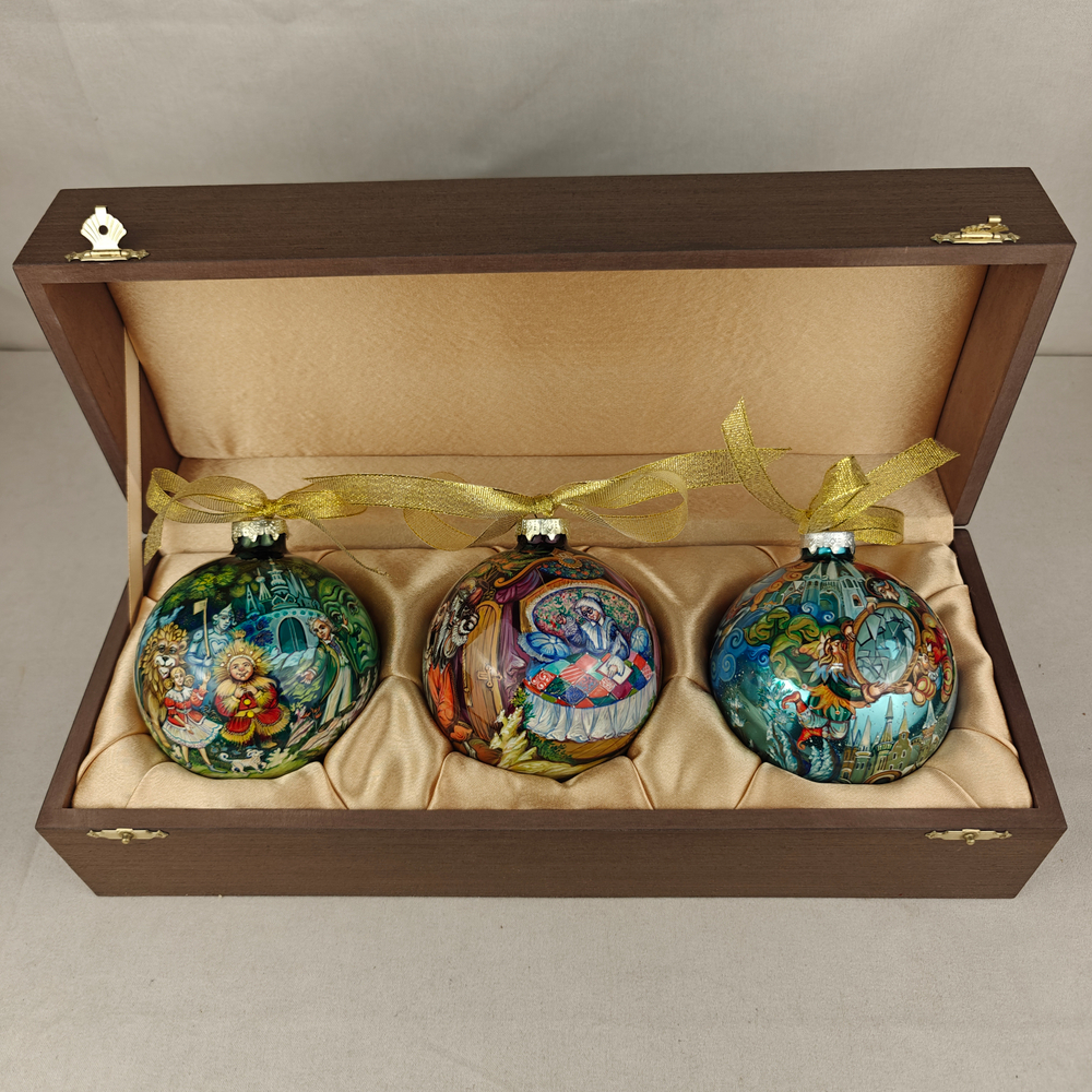 Набор из 3-х ёлочных шаров "Сказки" с росписью Палех