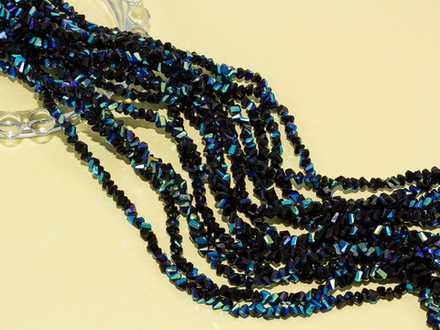 Нить бусин для украшений 4мм (ювелирное стекло)