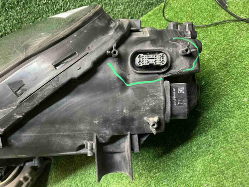 Битая Фара левая Porsche Cayenne 3 (2017-2023) LED