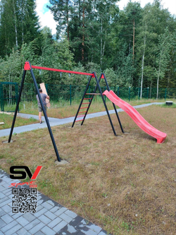 Монтаж уличных качелей Sv Sport с горкой