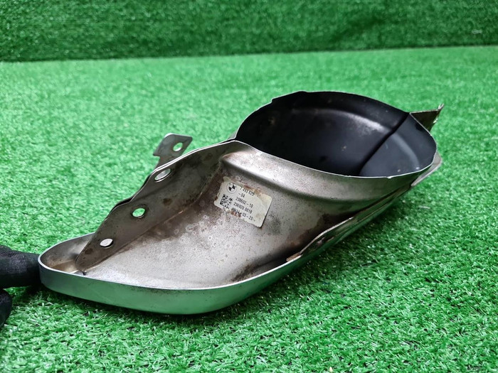 Насадка глушителя левая BMW X5 G05 (2018-2023)