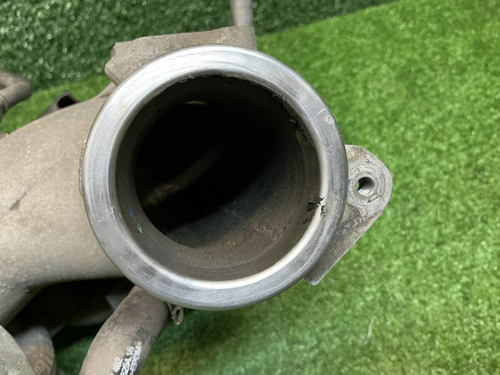 Турбина правая Mercedes C w205 (2014-2023)