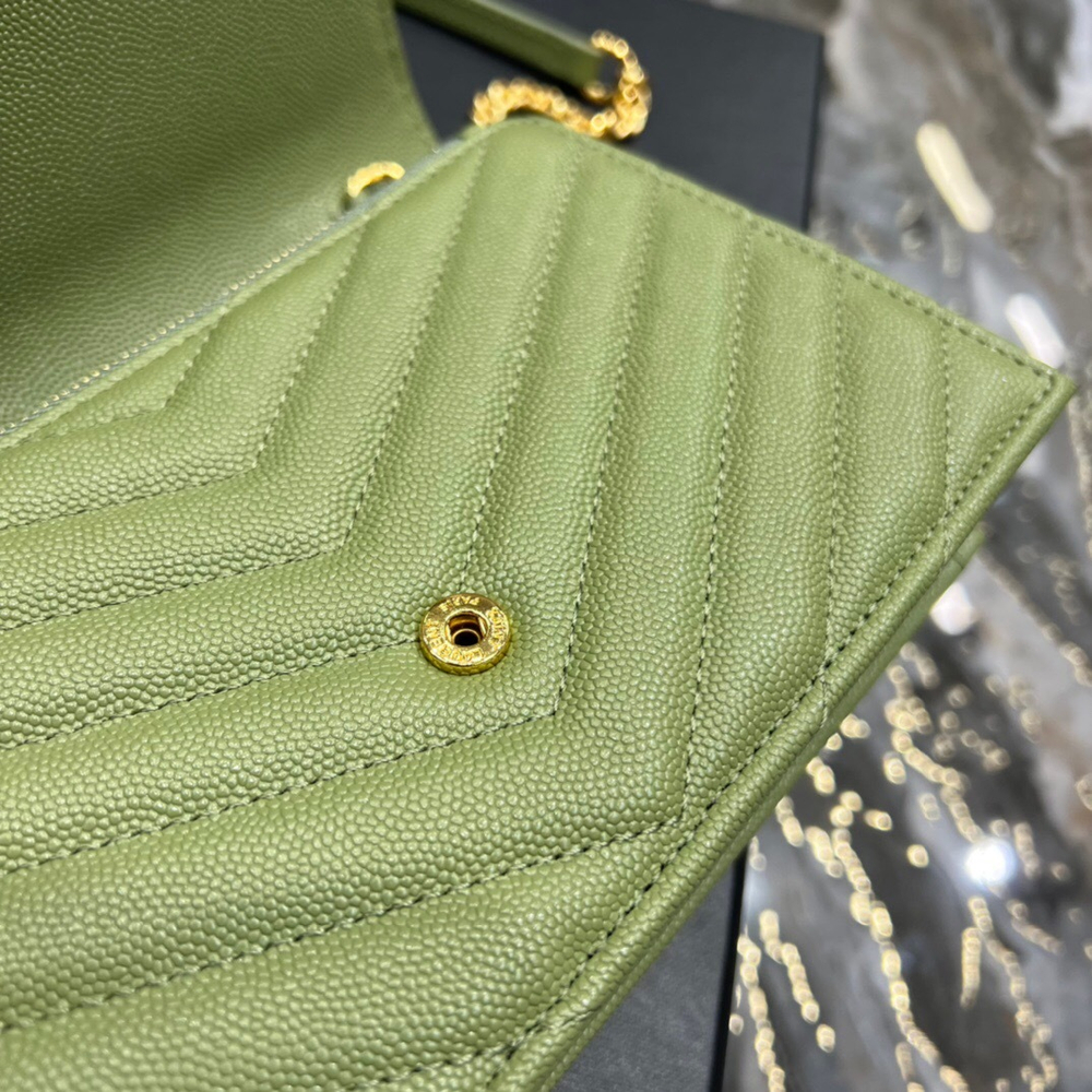 Saint Laurent WOC 19 cm