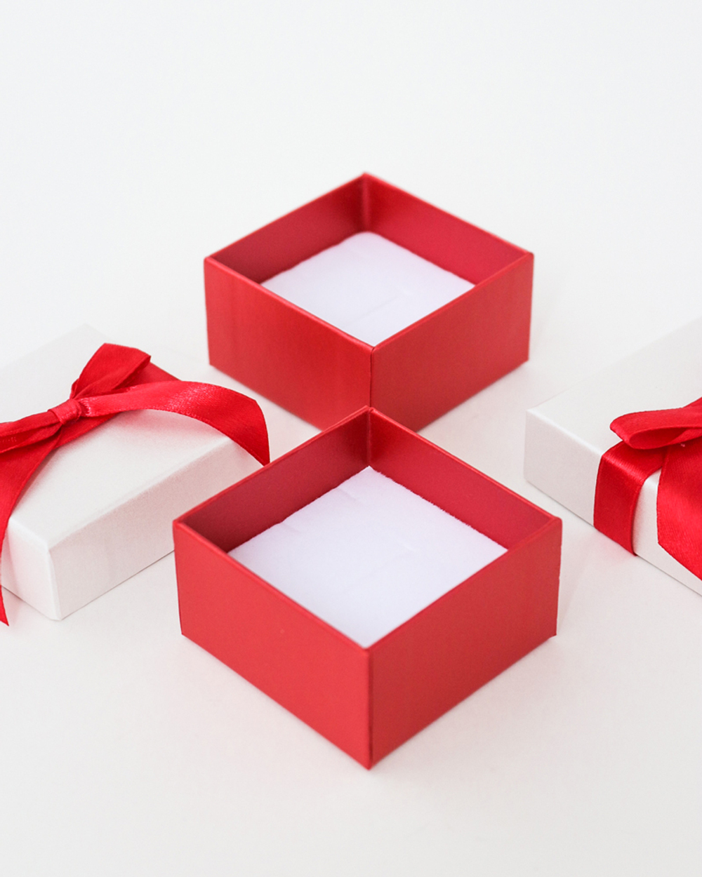 Квадратный футляр «РАФАЭЛЛО» под серьги.