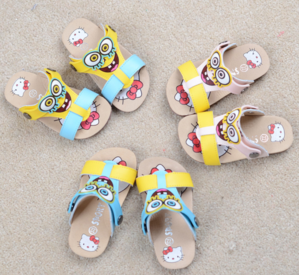 Босоножки детские двухцветные с принтами "Губка Боб и Hello Kitty"