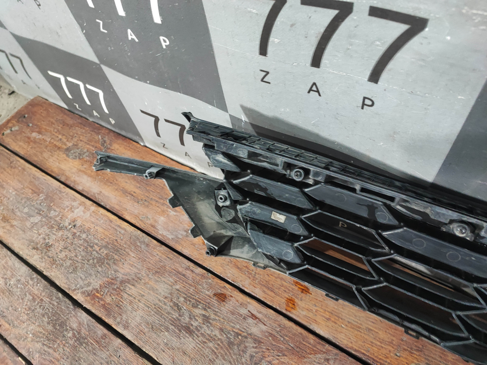 Решетка радиатора Kia Seltos 19-25 Б/У Оригинал 86350Q5000