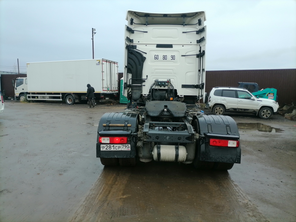 Renault T 4x2 Седельный тягач T 4x2 530 л.с. (Дизельный, 12,8 л, 530 л.с., АТ)