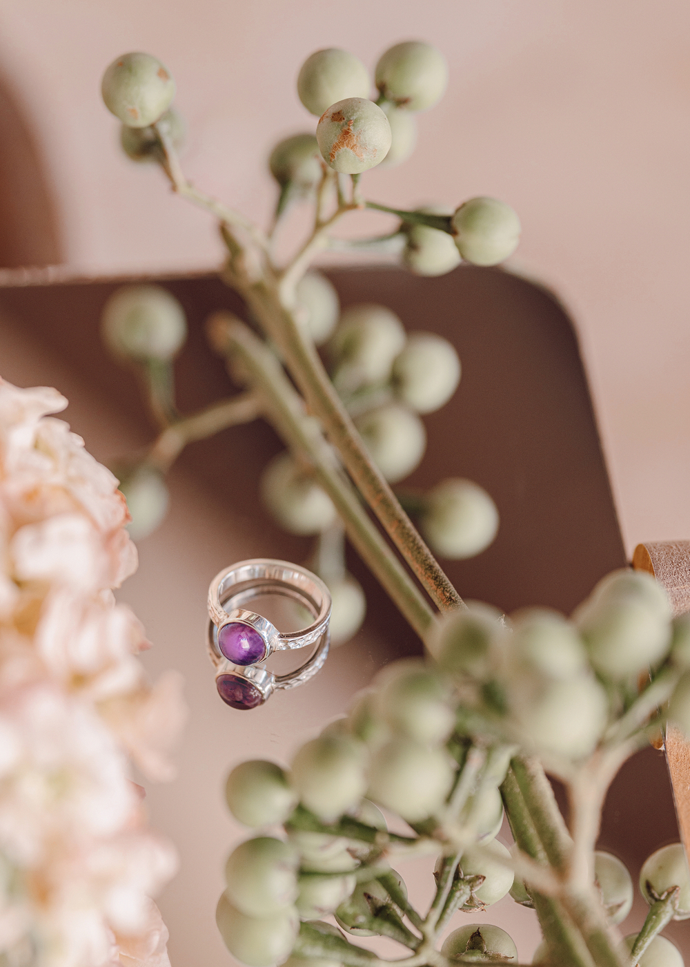 Кольцо «Моно» с аметистом