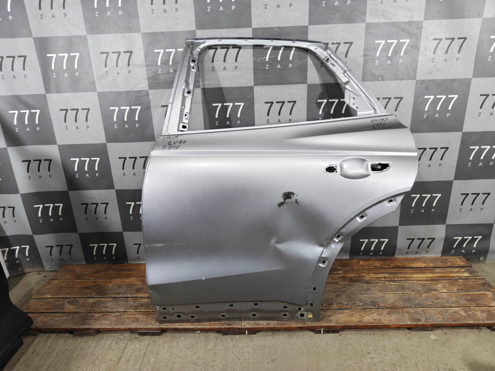 Дверь задняя левая Genesis GV70 20-нв Б/У Оригинал 77003AR000