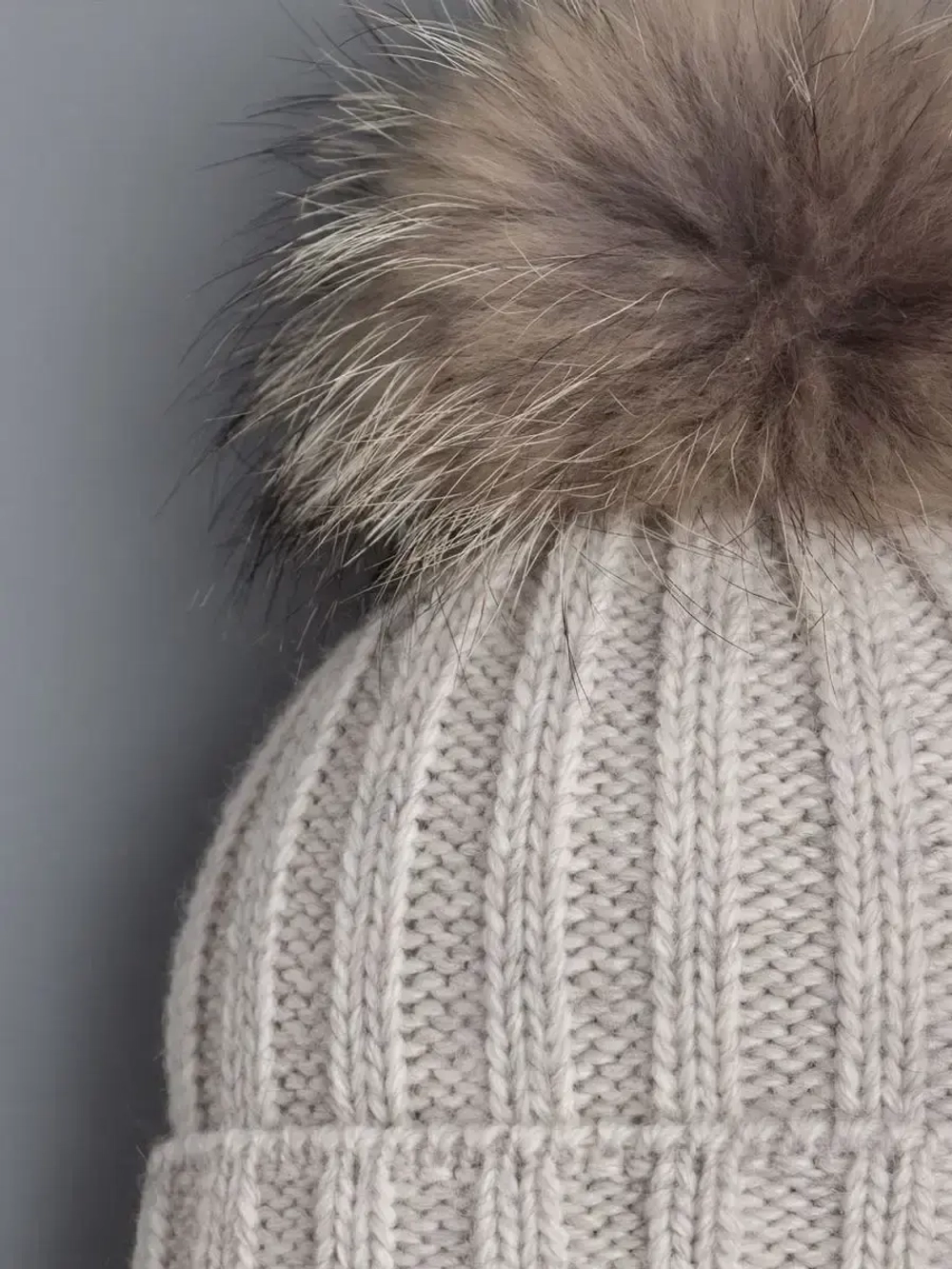 Шапка детская зимняя вязаная на завязках