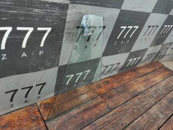 Стекло двери задней правой Suzuki Grand Vitara 2 (JT) 05-15 Б/У Оригинал 8455165J00